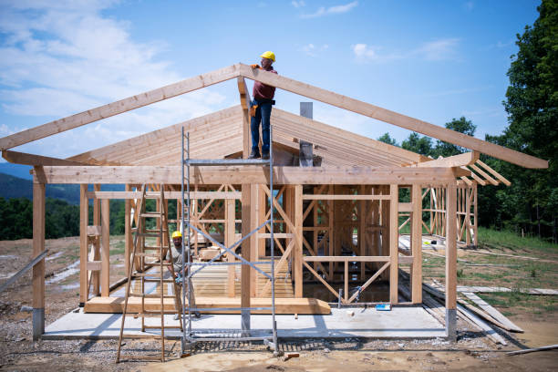 Best Best Roofing Contractors  in East Niles, CA